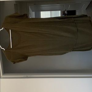 shirt that is short in front and long in the back